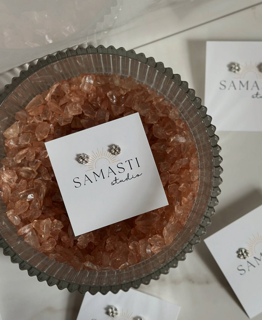 Samasti Jewelry - grit meets grace - flower studs