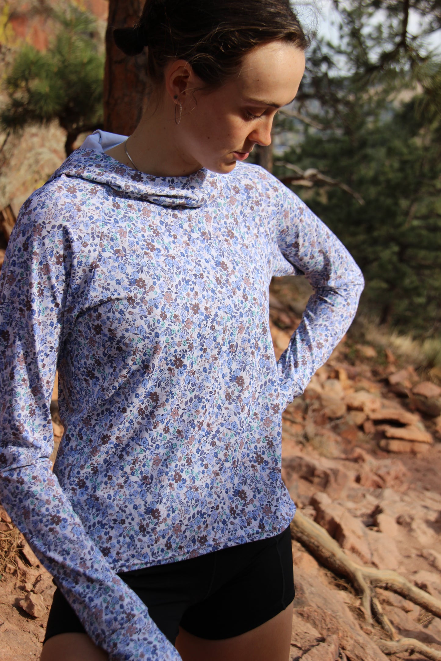 Sunny Hoody: Mini Blue Floral