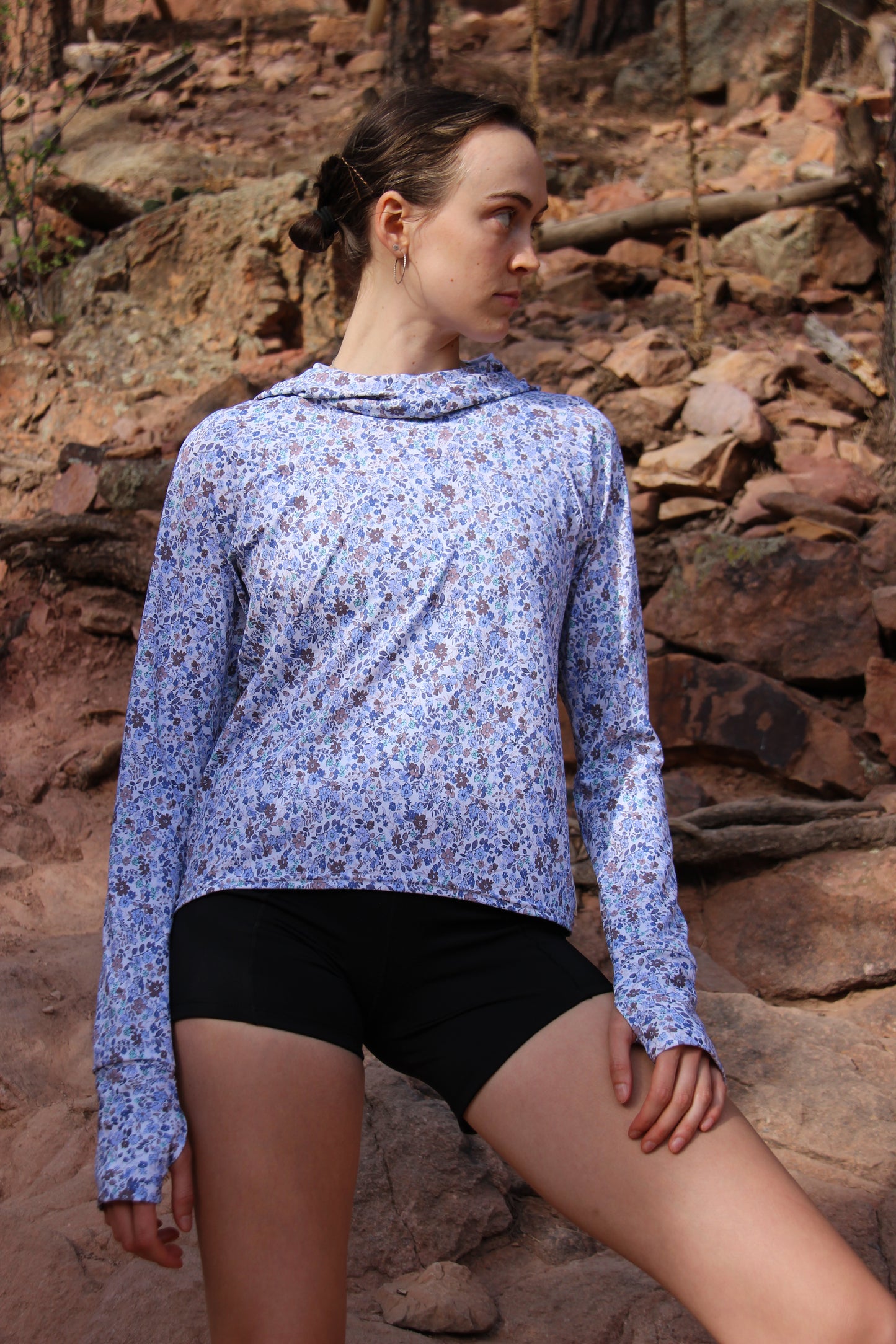 Sunny Hoody: Mini Blue Floral