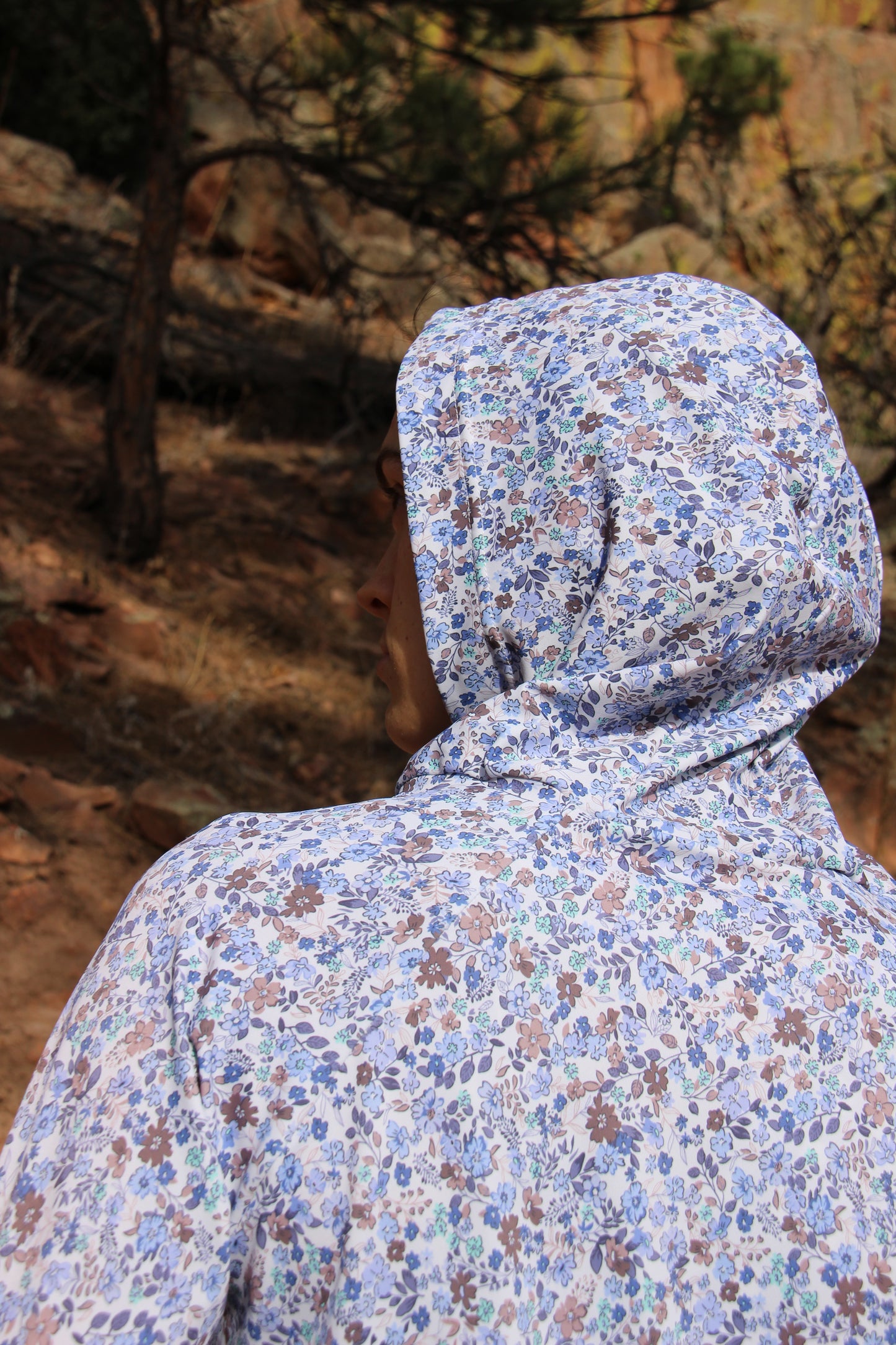 Sunny Hoody: Mini Blue Floral