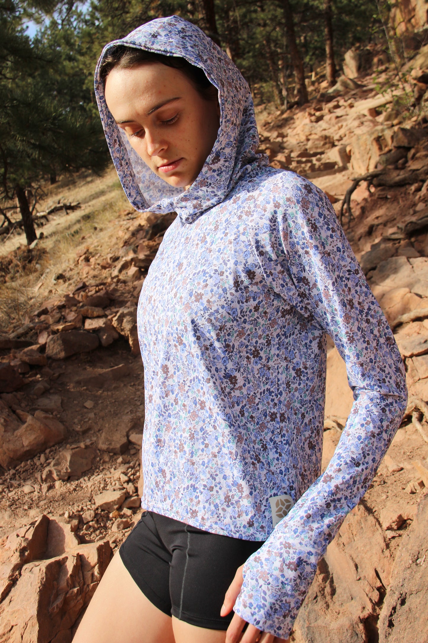 Sunny Hoody: Mini Blue Floral